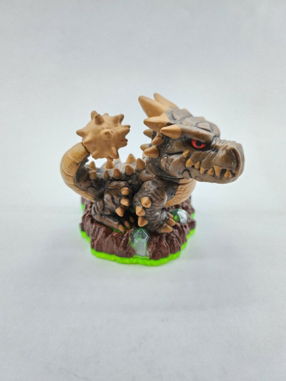 Bash Skylander - Picture 1 of 14